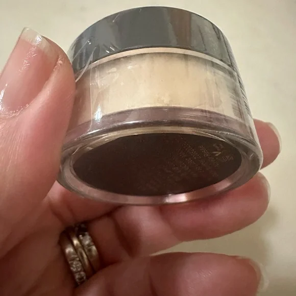 NEW KAB Setting Powder TRANSLUCENT - Picture 3 of 4
